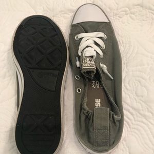 Womens converse all star size 9